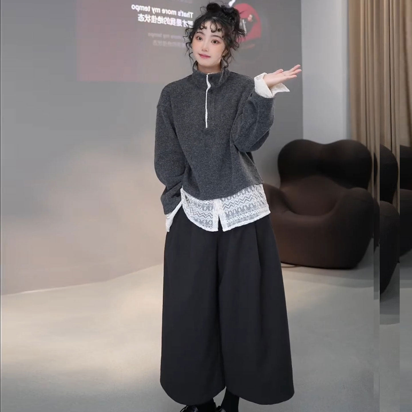 时尚减龄一套穿搭女秋冬新款蕾丝拼接假两件立领卫衣+毛呢九分裤,女装/女士精品,时尚套装,淘宝优惠券,粉丝福利购,淘宝优惠卷