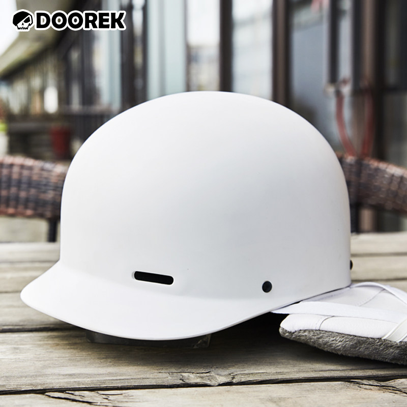蘑菇头doorek新款单双板滑雪头盔男女防撞机车骑行装备白色