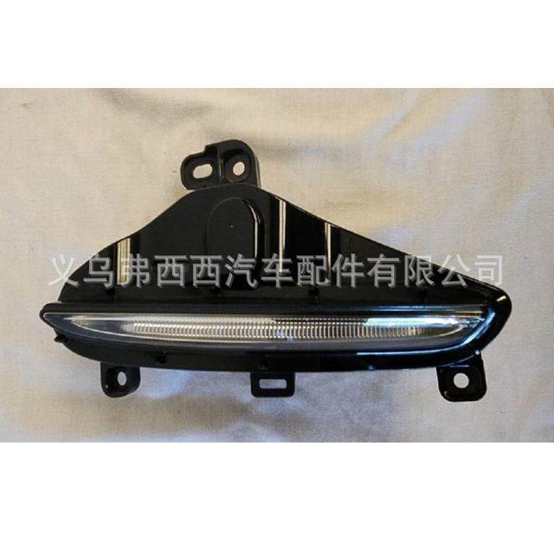 LED雾灯适用于丰田RAV4 2022美版雾灯带黑色灯框雾灯跨境