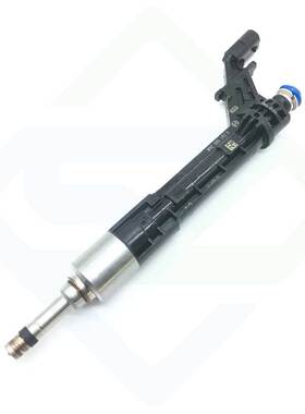 适用奥迪喷油嘴s4 a4 8w 3.0 0261500268 06M906036K