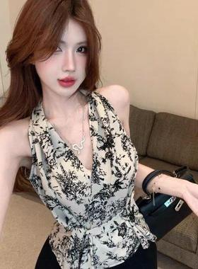 法式复古碎花无袖挂脖衬衫女夏装独特漂亮气质背心小衫高级感上衣