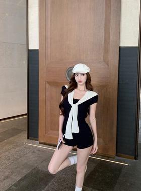 藏青色紧身短袖T恤披肩上衣女夏季气质套装休闲包臀短裤子三件套