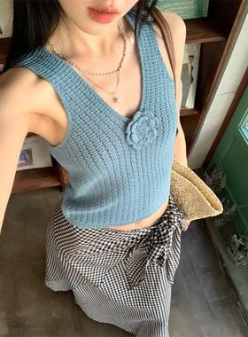 立体花朵v领针织吊带背心女夏季蓝色修身无袖外穿设计感辣妹上衣