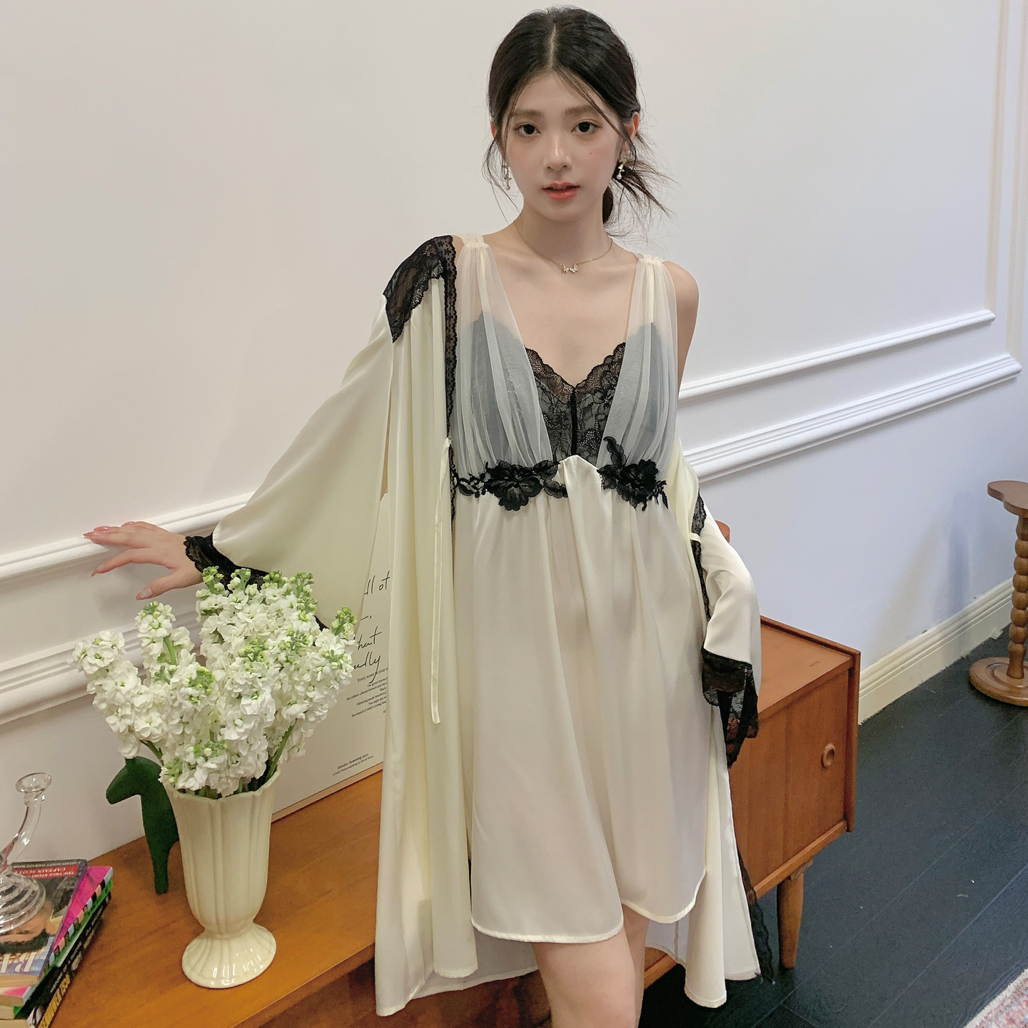 法式冰丝吊带睡衣两件套带胸垫纯欲风性感睡裙女款2025新款睡袍夏