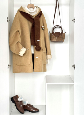 学院风连帽羊毛大衣女中长款宽松显瘦小个秋冬新款外套FS08