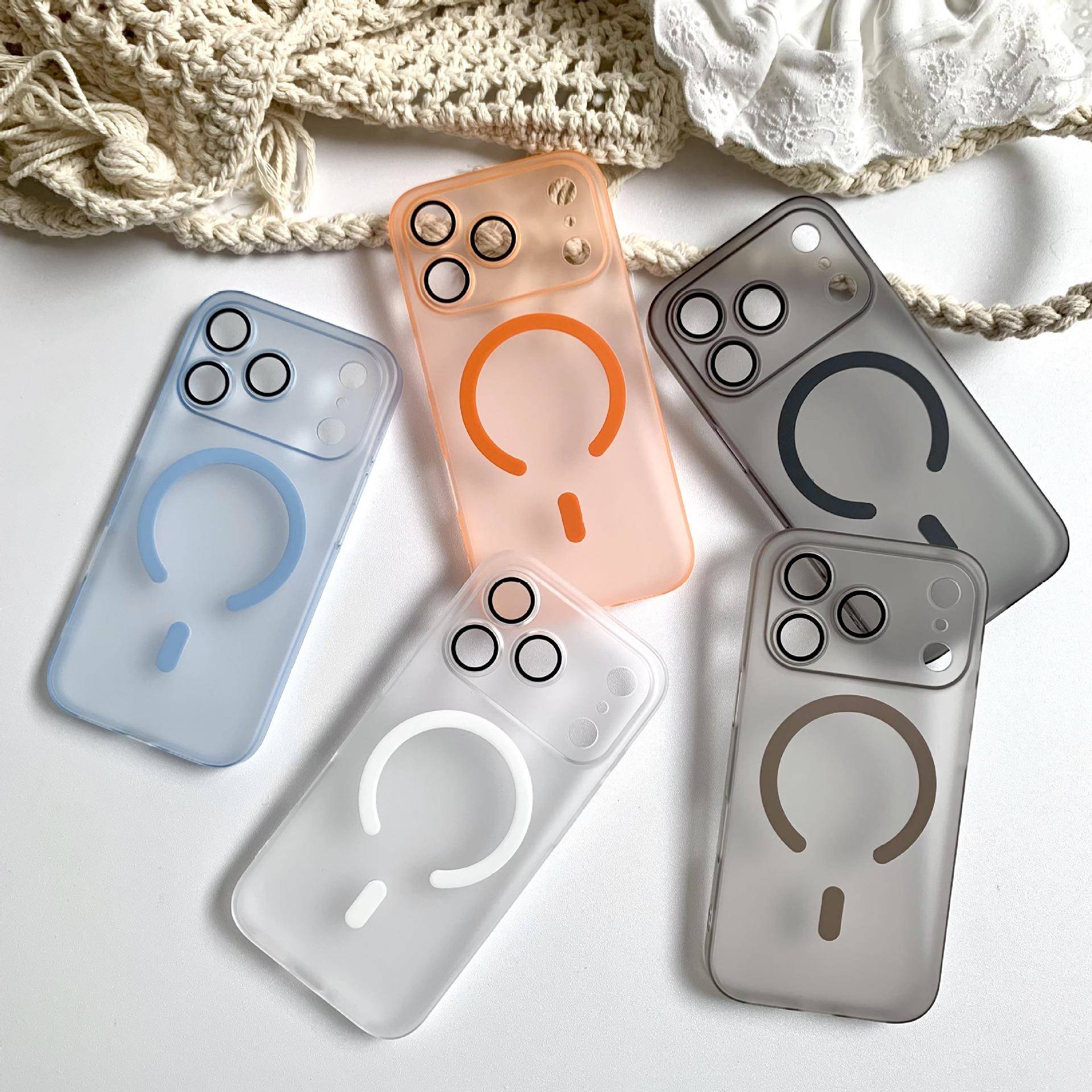 苹果16pro手机壳超薄磁吸