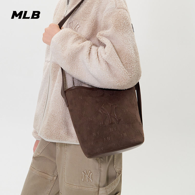 MLB官方 男女情侣可斜挎通勤钻石老花百搭水桶包25秋冬新款BMMC2