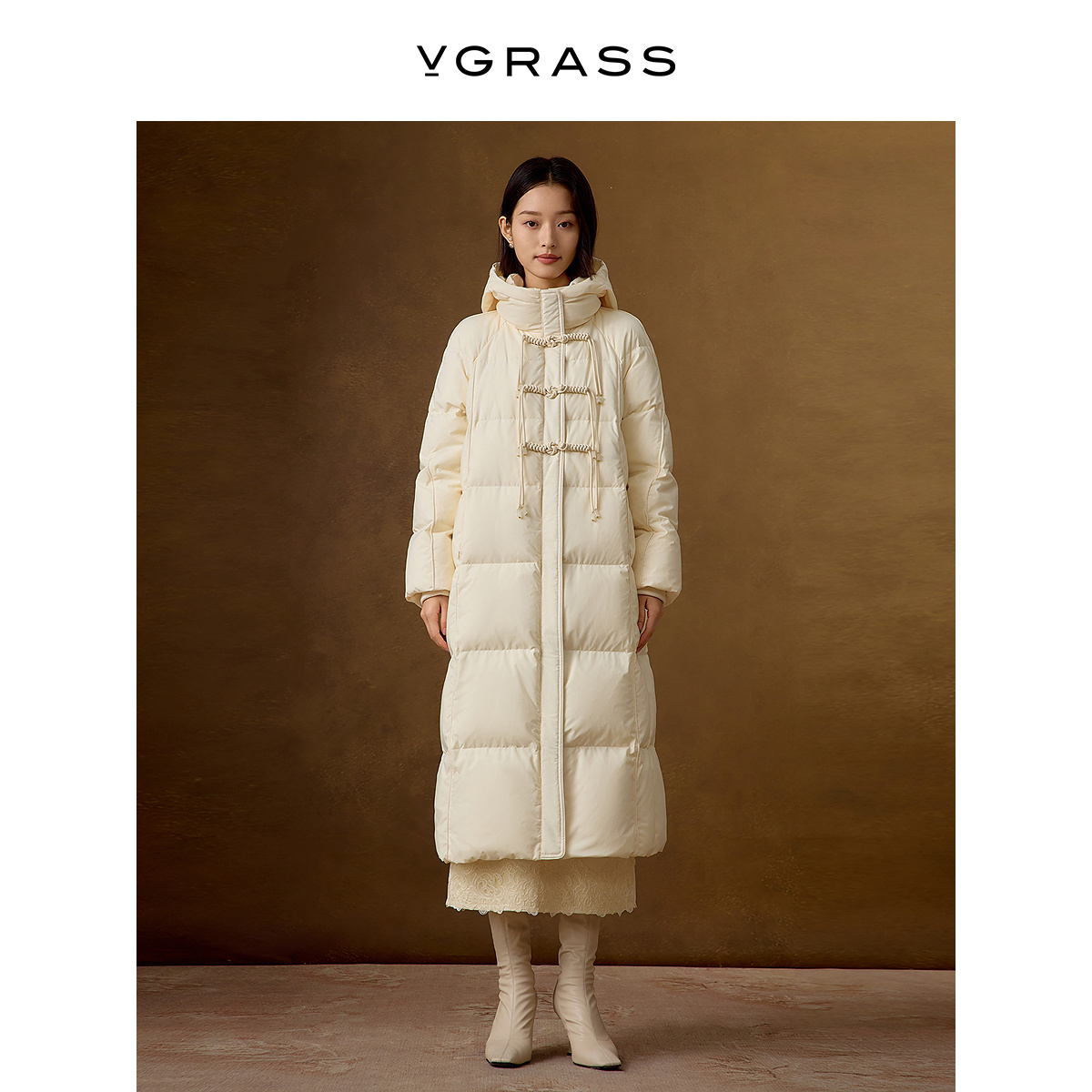 VGRASS流苏盘扣插肩袖长款羽绒服