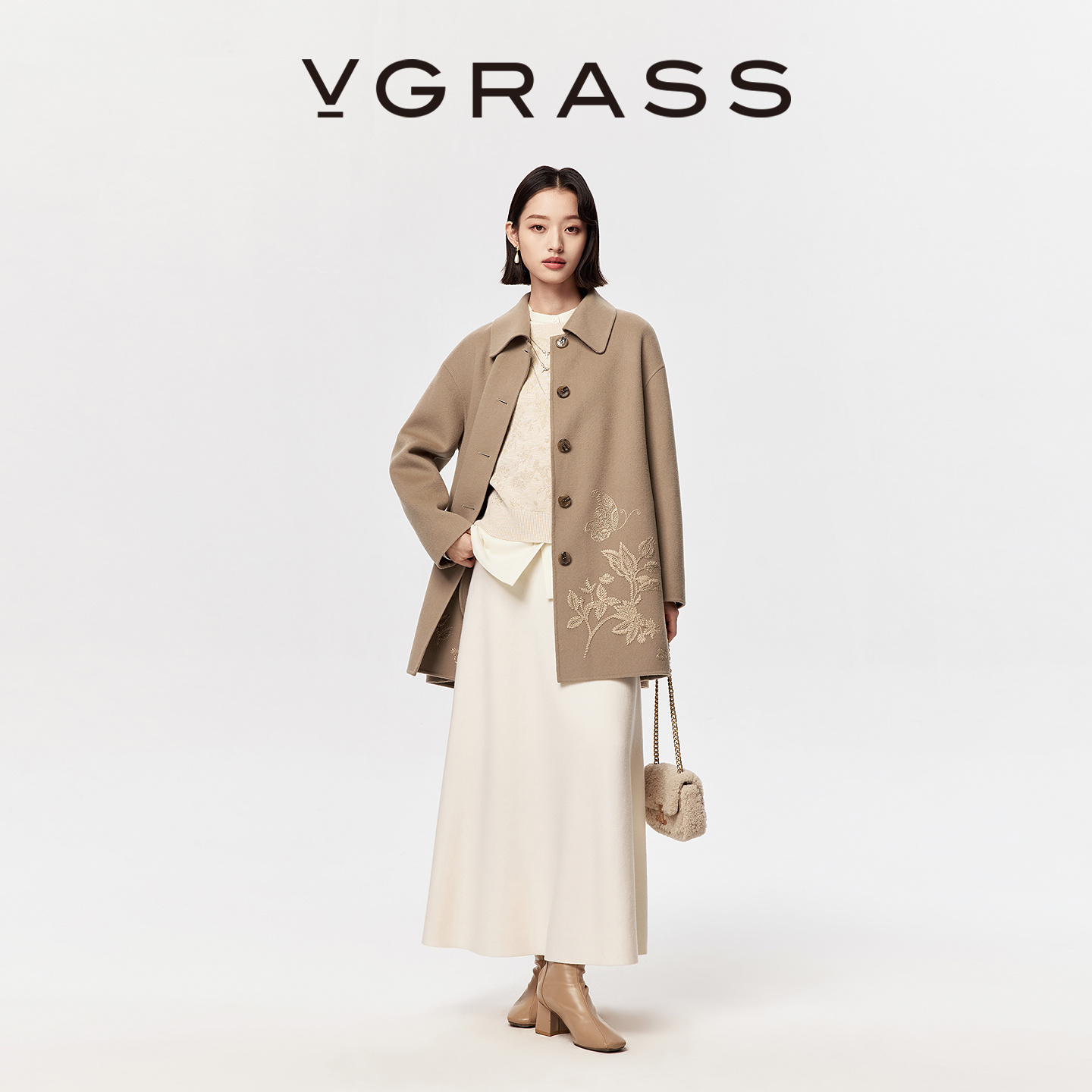 VGRASS定位刺绣双面呢翻领大衣