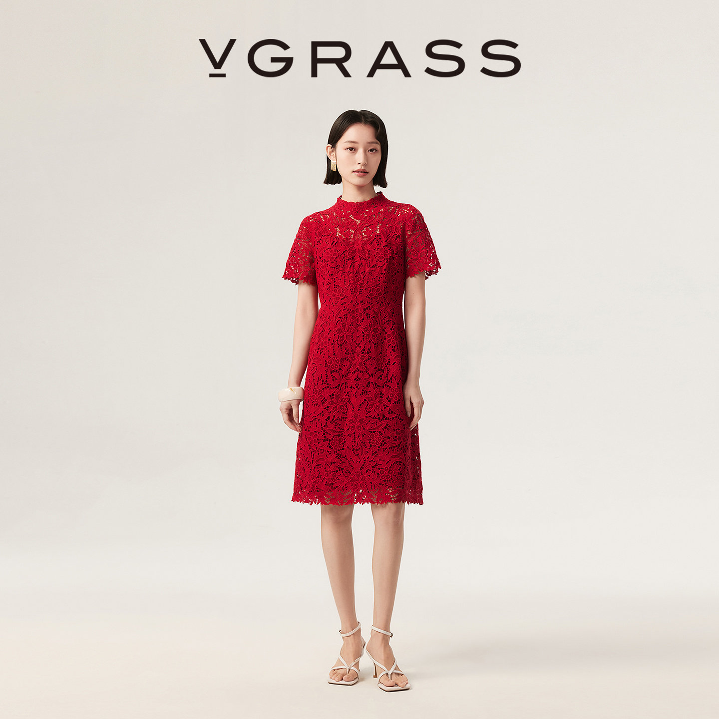【无缝天成】VGRASS维格娜丝26夏新400万针刺绣收腰A摆礼服连衣裙