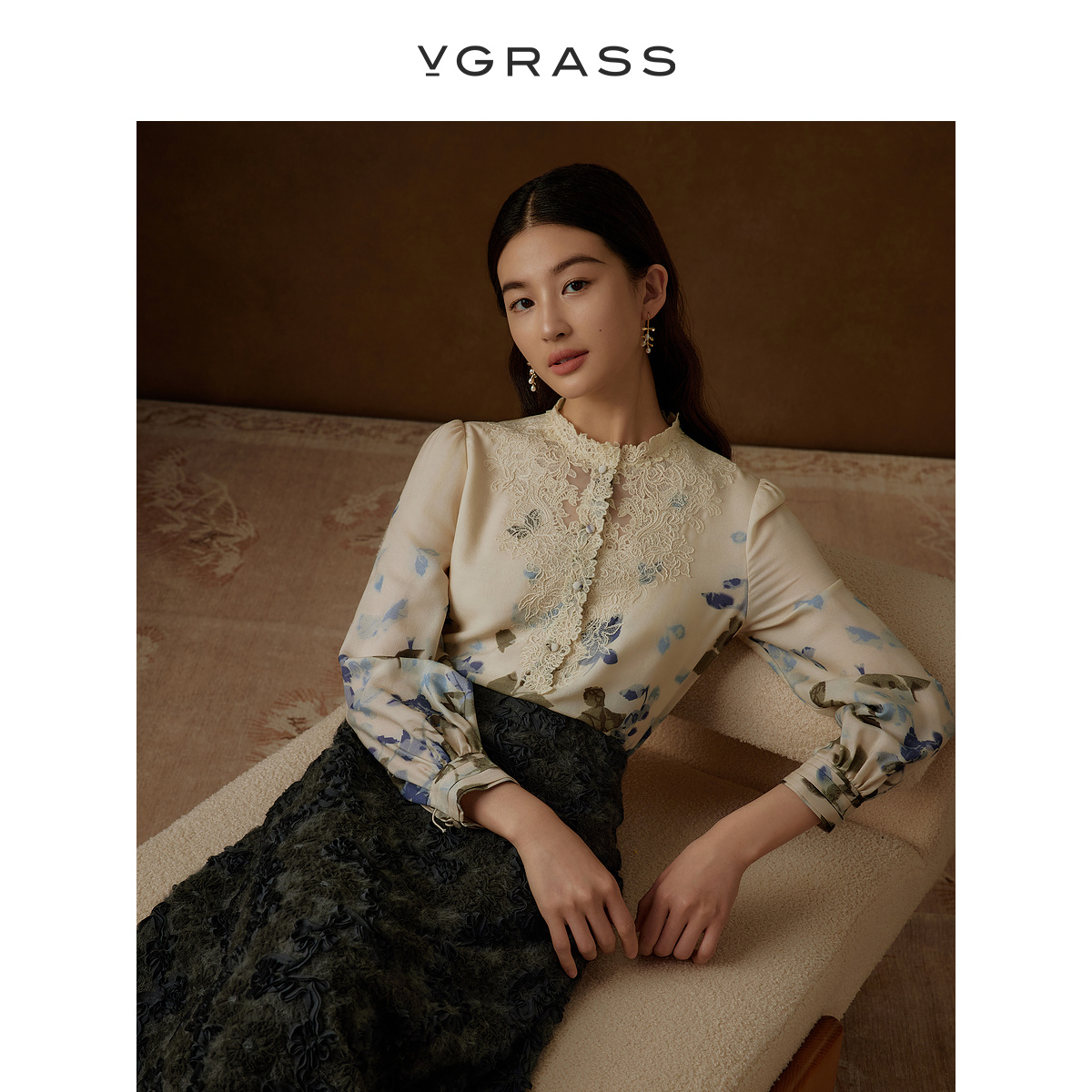 VGRASS盘绳蕾丝绣花衬衫