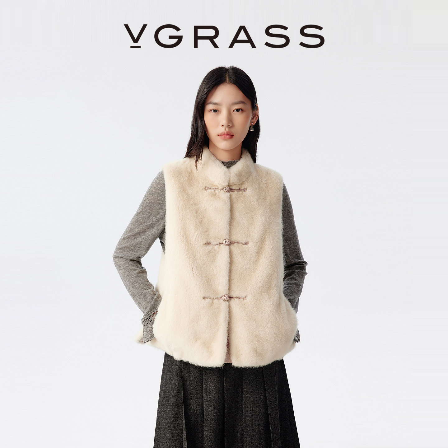 VGRASS25秋冬新款水貂毛宋锦双面可穿时髦温暖无袖立领皮草马甲女