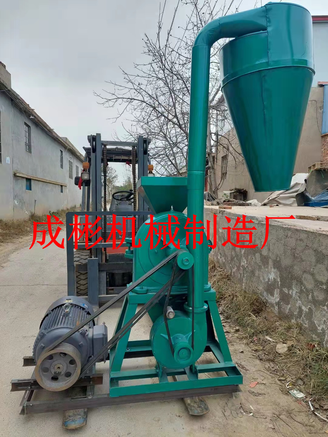 自吸式磨粉机超细商用玉米大米碳粉竹粉工业养殖场大型万能粉碎机