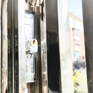 老式铁拉闸门锁大门外装门锁推拉门栅栏移门锁双舌碰锁防盗锁配件