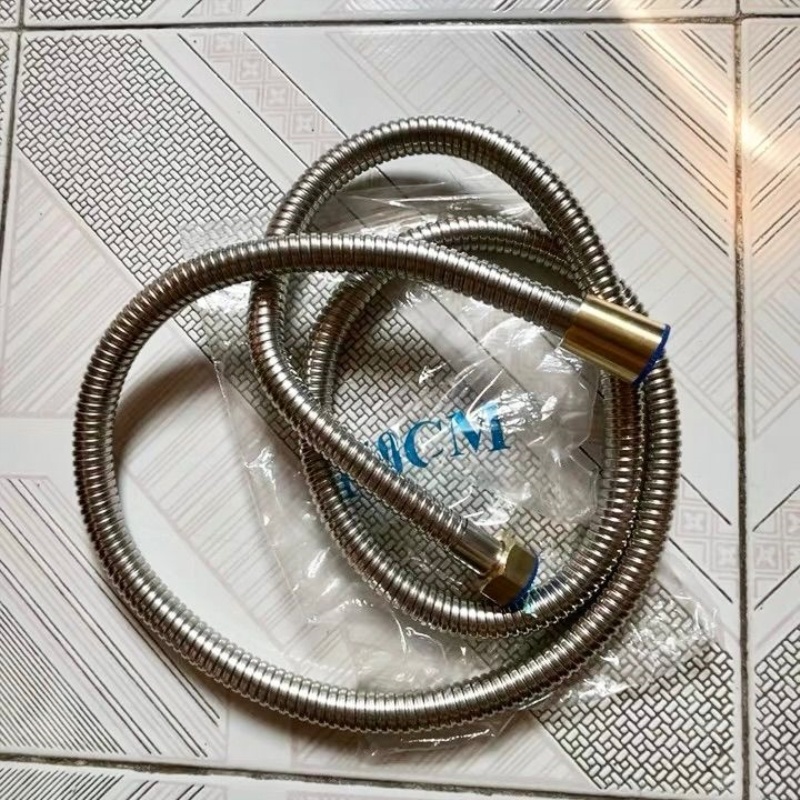 浴室洗澡出水淋浴喷头连接管热水器沐浴加密通用防爆加厚淋雨