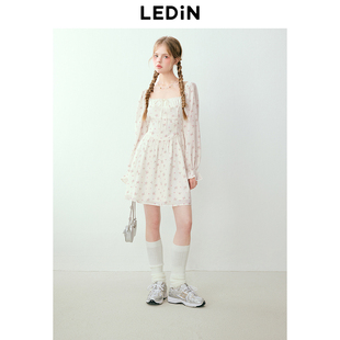 乐町纯欲短款碎花裙春季新款精致花苞长袖裙韩系方领连衣裙