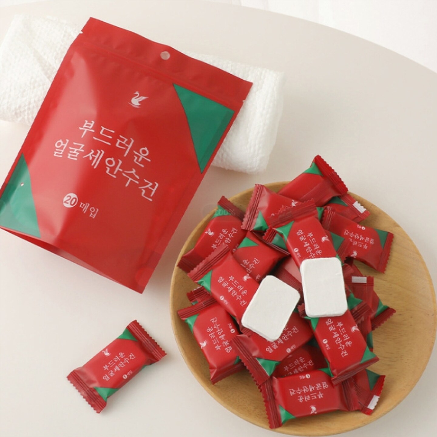 压缩毛巾加大加厚纯棉一次性洗脸巾旅行便携毛巾洁面巾擦脸洗脸巾