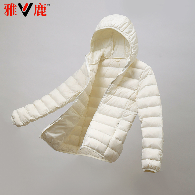 雅鹿小个子轻薄羽绒服外套女