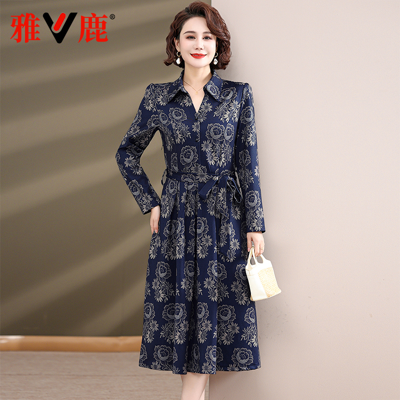 雅鹿妈妈春夏季气质连衣裙长袖翻领洋气2025新款中老年女收腰裙子