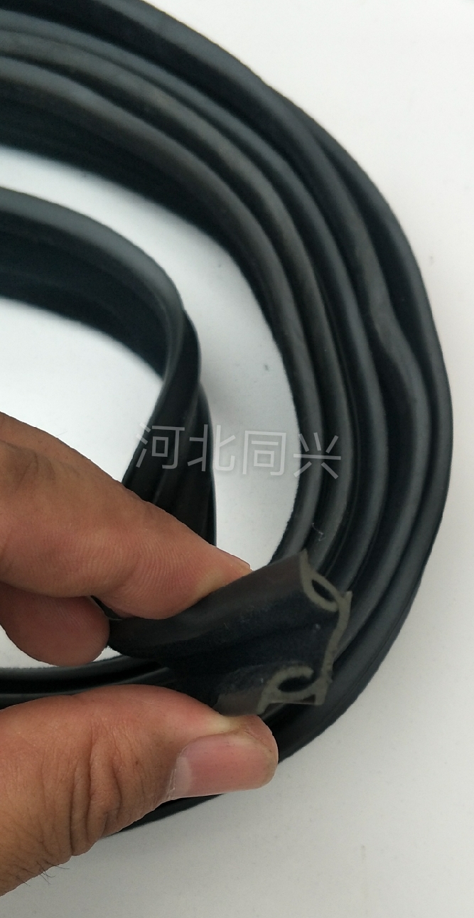 北汽北京吉普2023/2032/2033/2030/2024/战旗/角斗士玻璃胶条绒槽