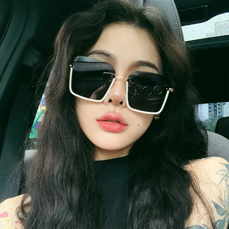 夏季韩版高级感女款白色半框防晒墨镜显脸瘦防紫外线个性化太阳镜