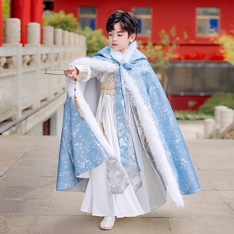 男童汉服披风斗篷秋冬长款中国风
