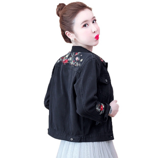 2024新款刺绣牛仔外套女春秋季大码宽松显瘦小个子bf短款百搭夹克