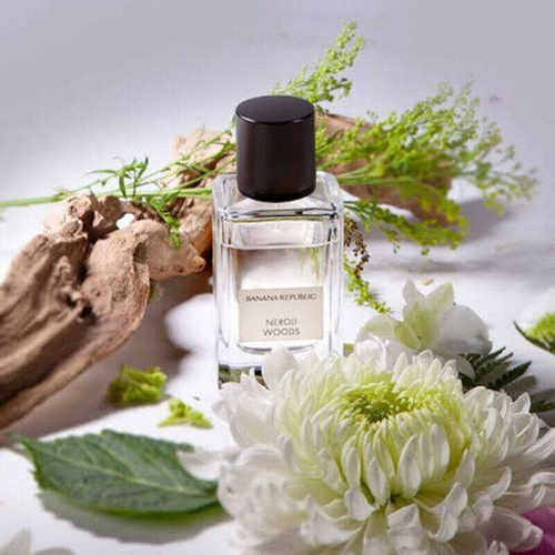 香蕉共和国雪松木质香水小样