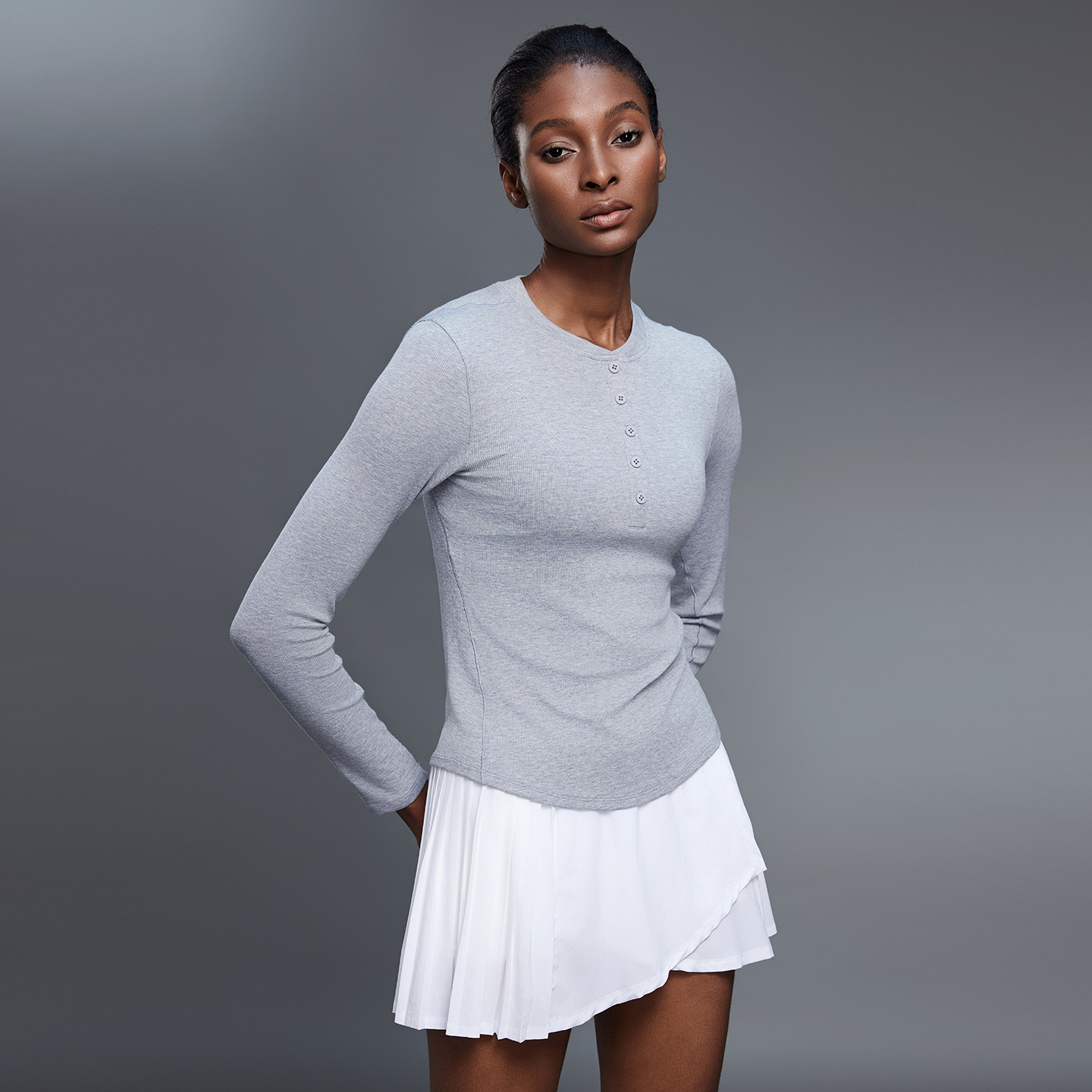 亨利衫莫代尔亲肤运动长袖T恤女