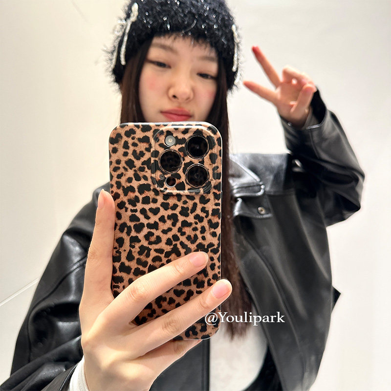 由里公园ins小众秋冬甜酷复古时髦豹纹15适用16pro苹果16