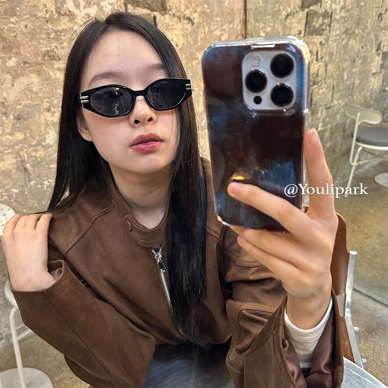 由里公园ins小众秋冬高级感复古撞色晕染15适用16pro苹果1