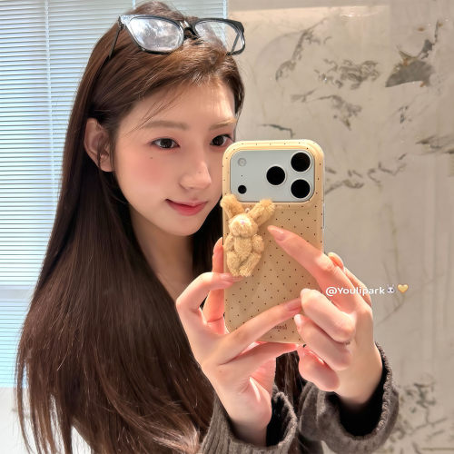 奶茶色波点毛绒兔子苹果手机壳女