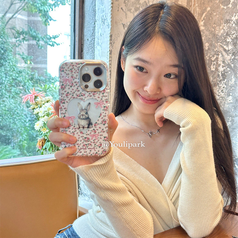 由里公园ins温柔少女气质碎花蝴蝶结兔兔15适用16pro苹果1