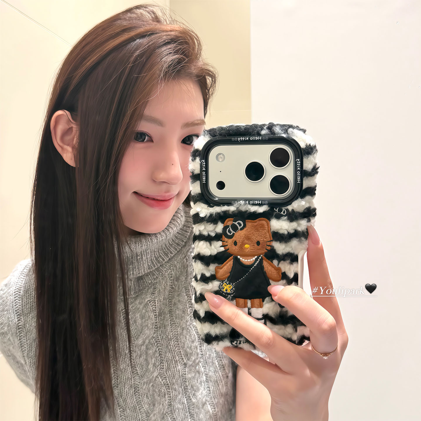 由里公园ins韩系秋冬可爱小香风毛绒猫咪17适用17pro苹果17ProMax手机壳iPhone16全包14新款16Promax保护套女