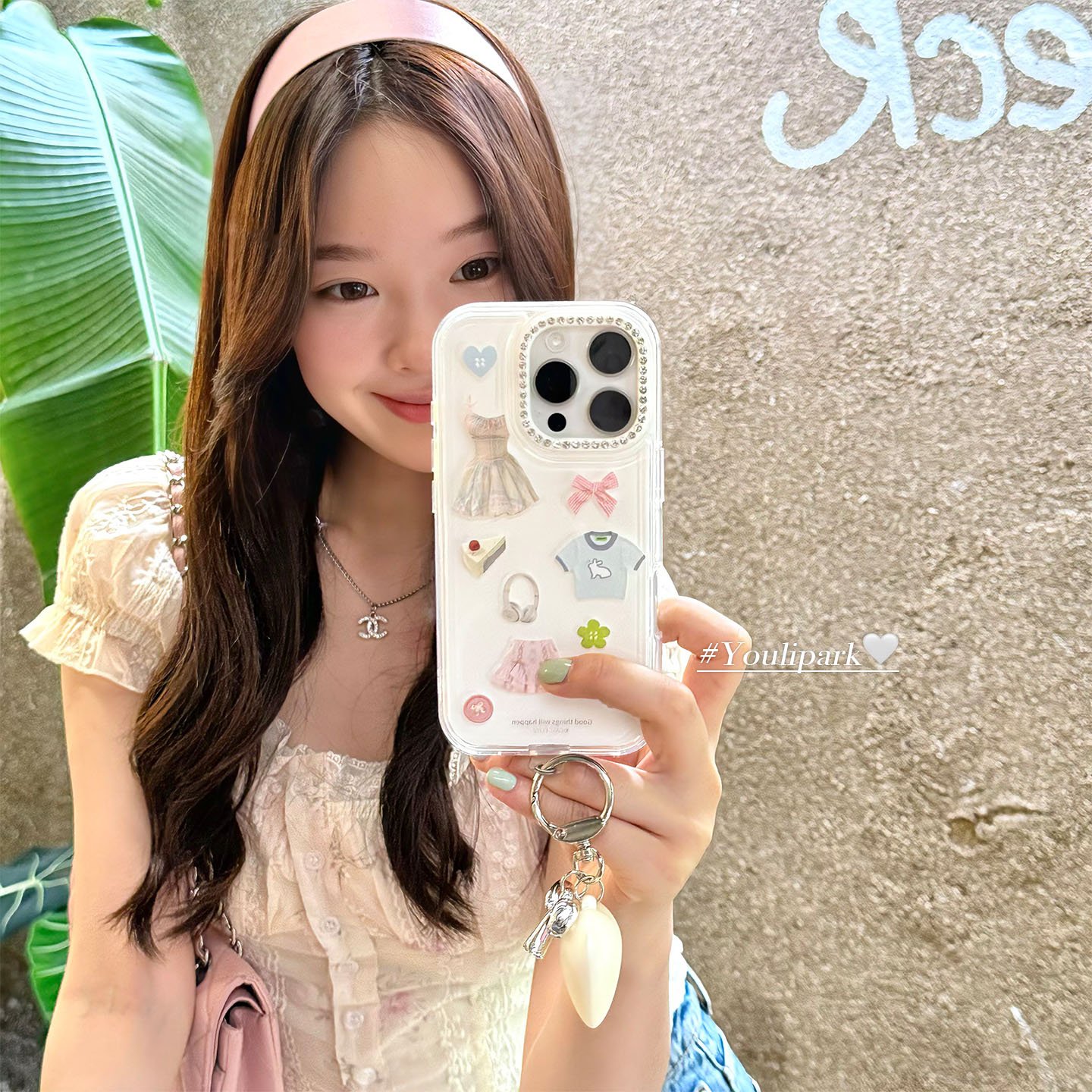 由里公园ins少女蝴蝶结蛋糕插画爱心挂件15适用16pro苹果16ProMax手机壳iPhone16全包14新款14Promax保护套13
