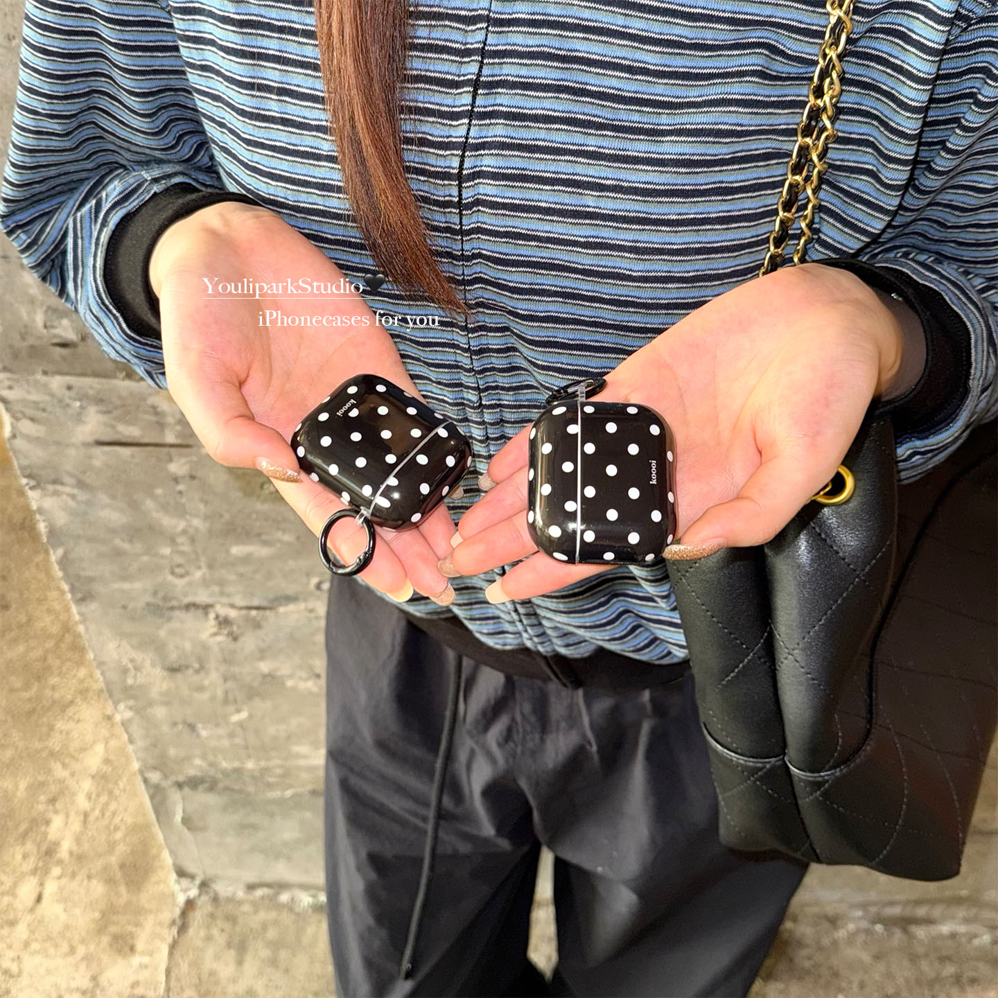 设计简约古早时髦波点苹果耳机套