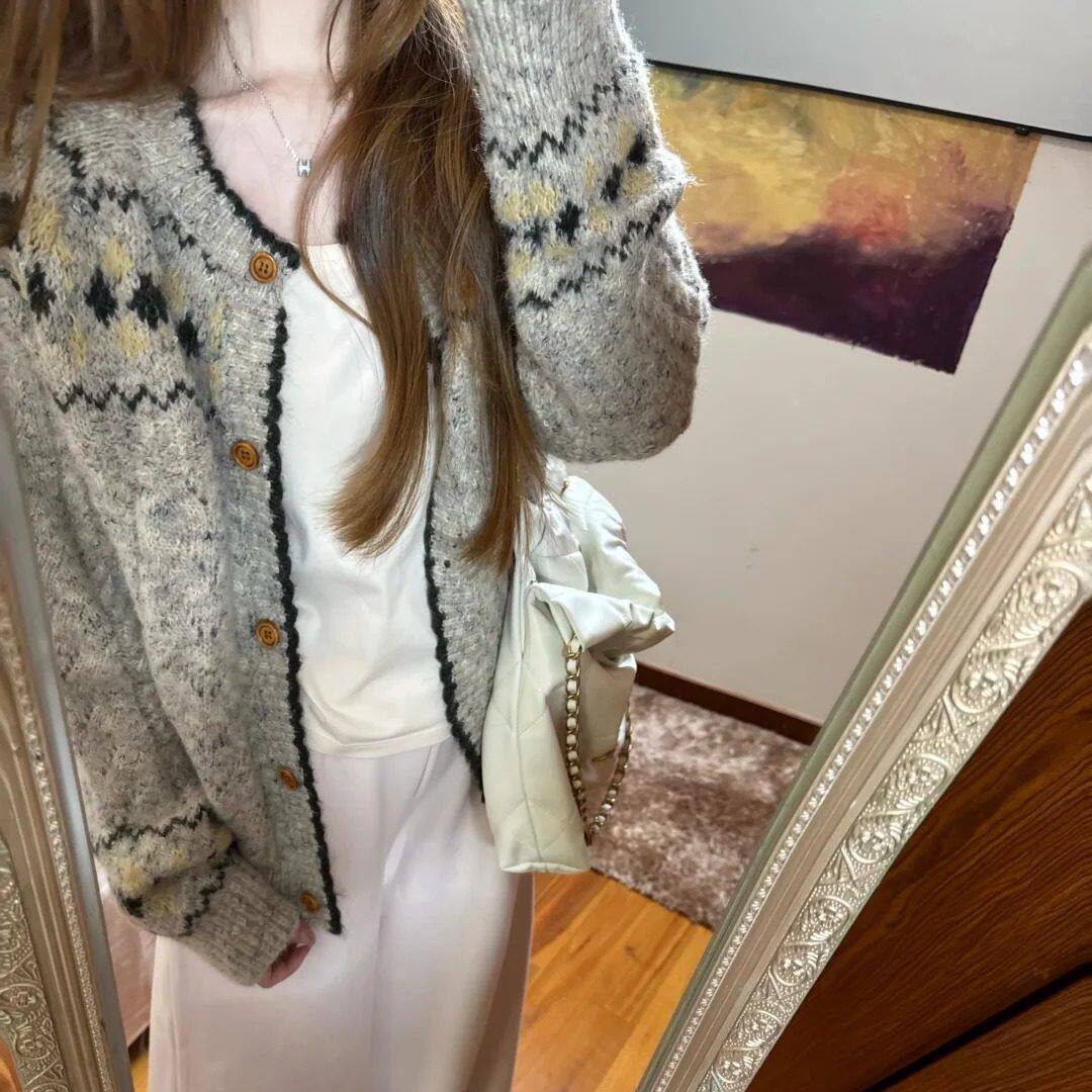 早秋复古灰色费尔岛毛衣外套女春秋外穿宽松慵懒软糯针织开衫上衣