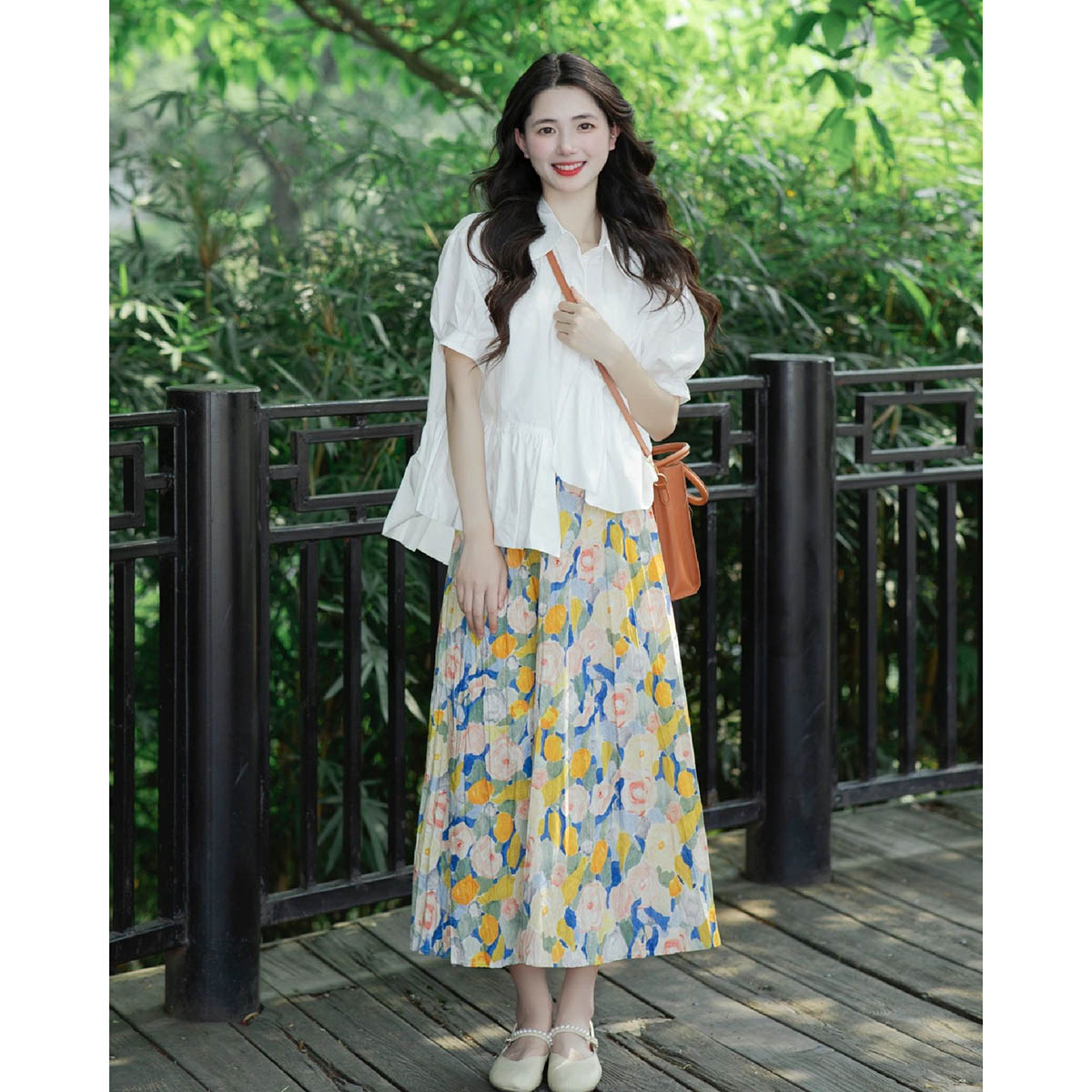 大码女装时尚套装裙夏季款洋气宽松显瘦短袖衬衫碎花半身裙两件套