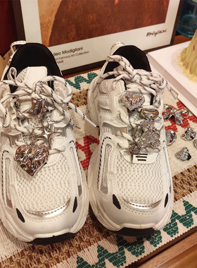 新款韩版高级感鞋扣鞋花银色斜纹爱心镶钻小熊蝴蝶结运动鞋装饰扣