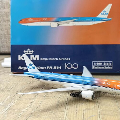 ph1/400KLM荷兰皇家航空777-300客机模型，半熟虾100周年彩绘，发