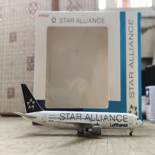 apollo汉莎767-300客机模型，星空联盟涂装，有瑕疵，发货前拍图