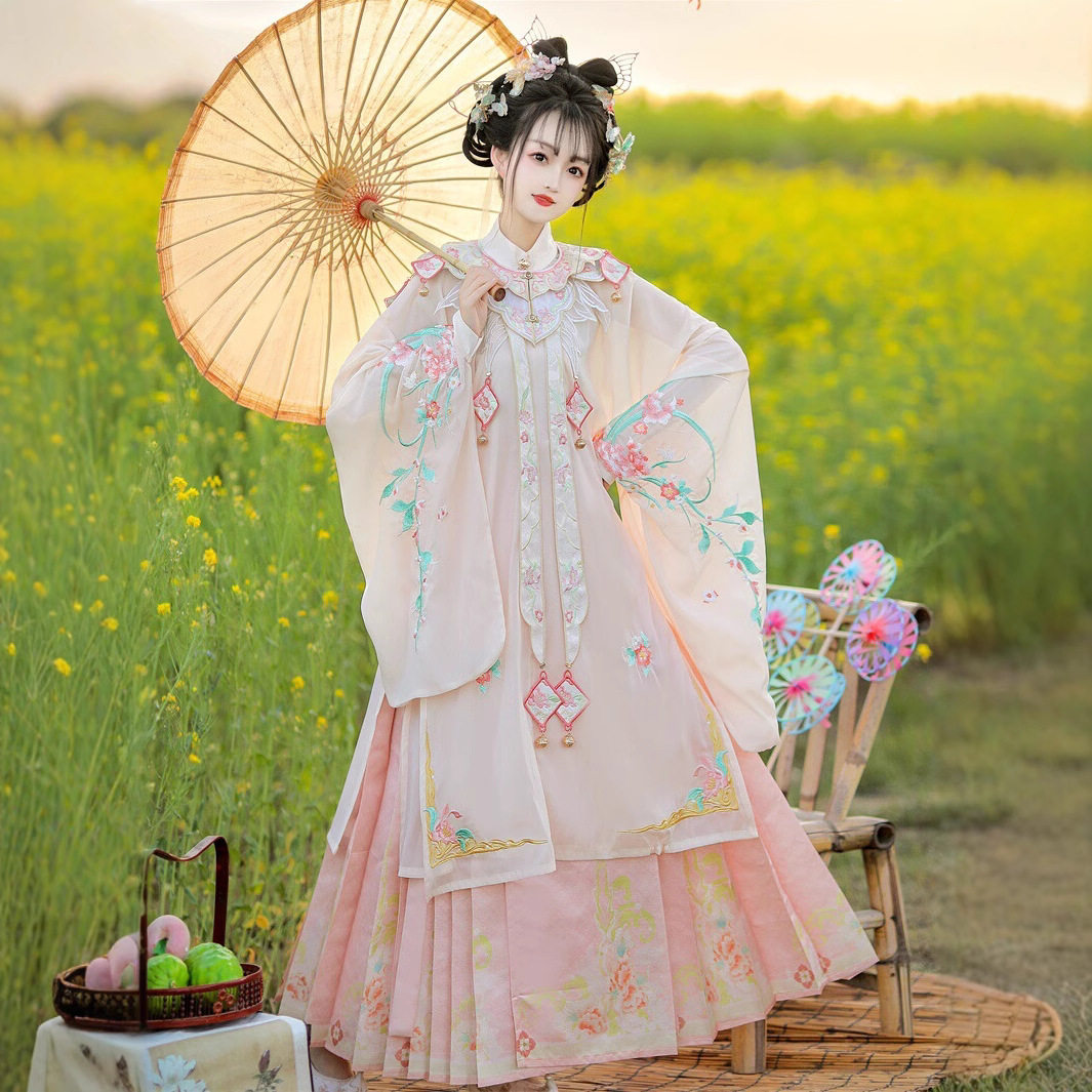 2026新款朝花令原创明制云肩汉服女秋季琵琶袖长衫马面裙套装古装