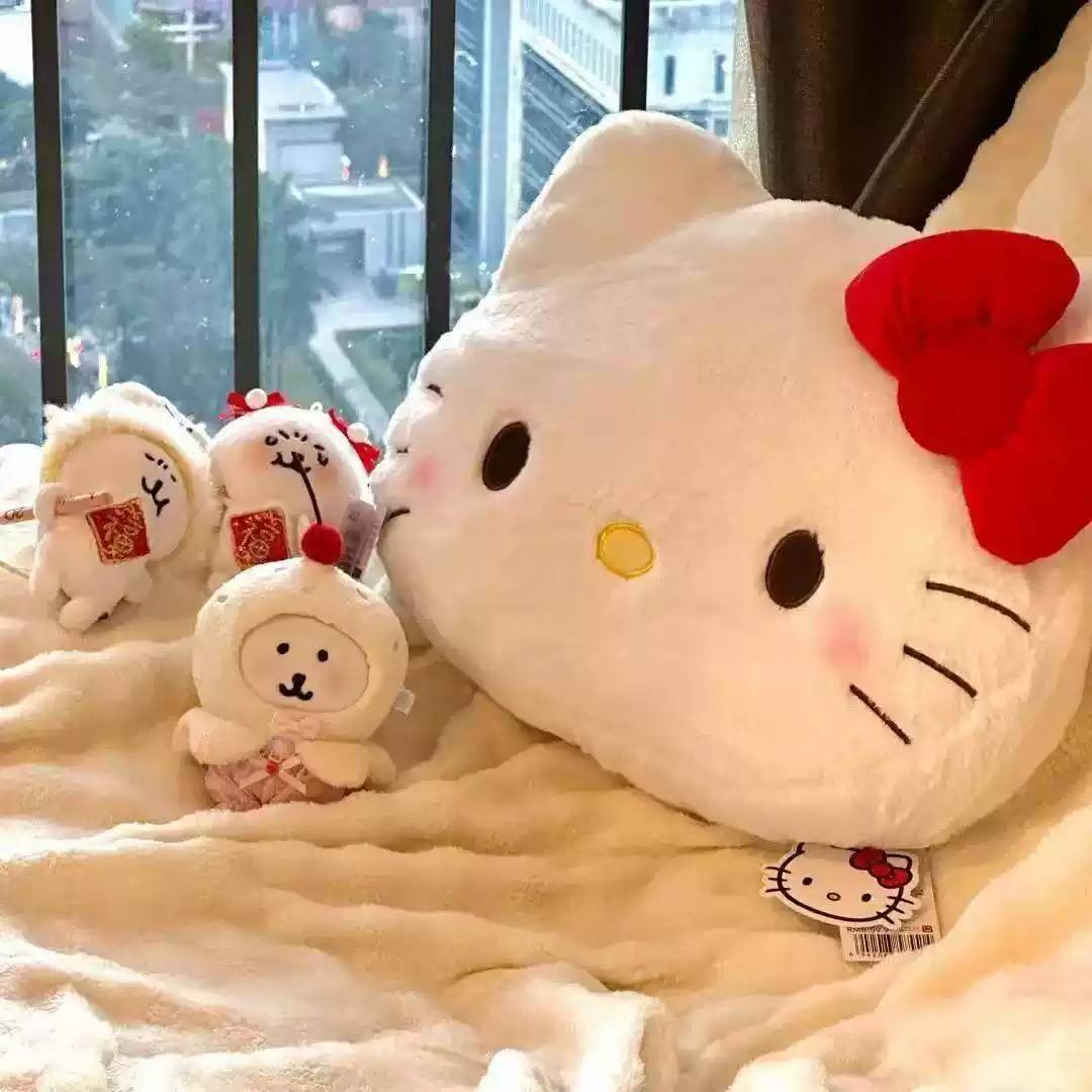 hellokitty大脸抱枕可爱卡通Kitty猫沙发卧室床头公仔靠垫装饰品