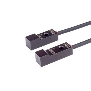 微小型方形接近开关传感器82.5NOF  12V24V金属感应器开关PNP NPN