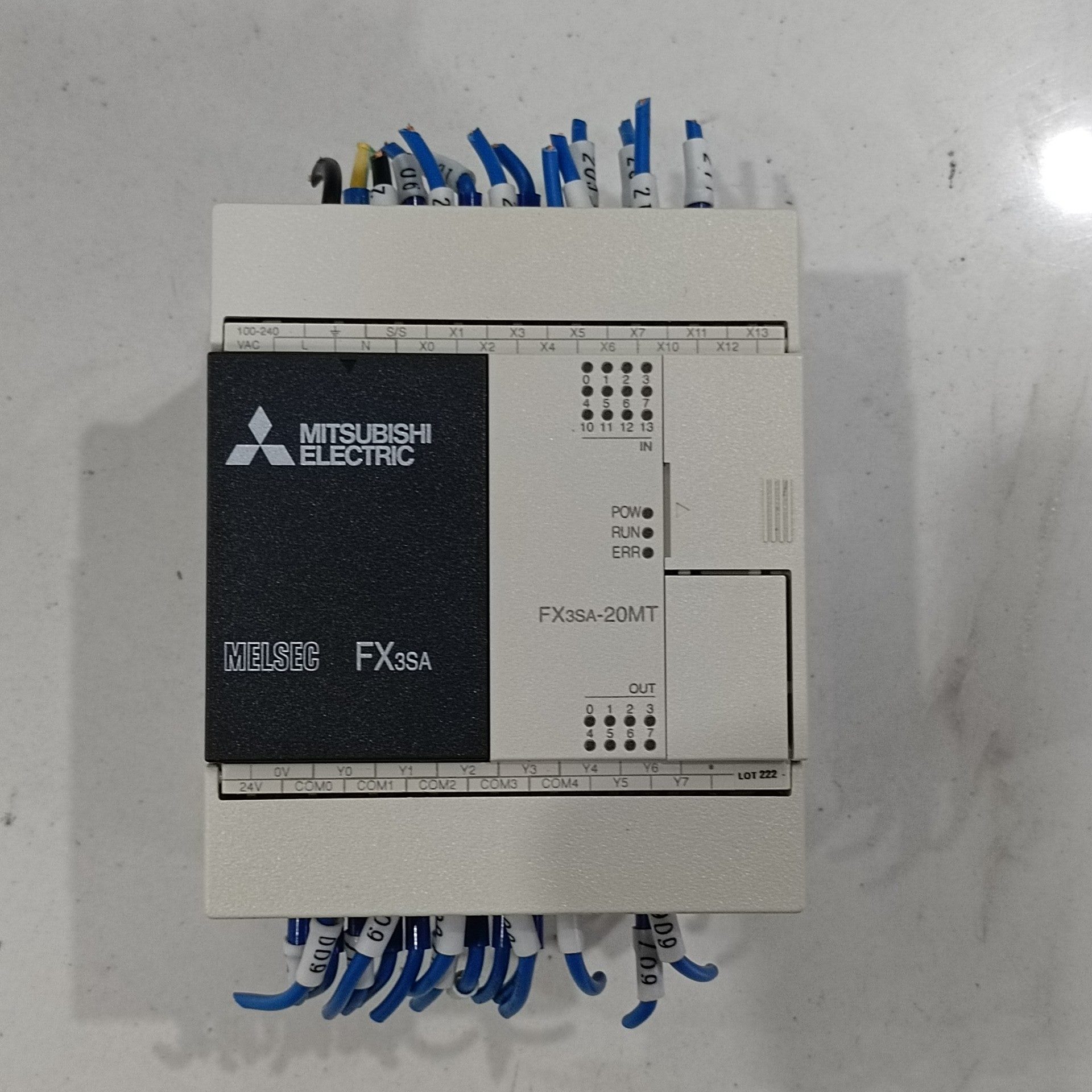 议价三菱PLC FX3SA-20MT-CM，几乎全新，功能完好。