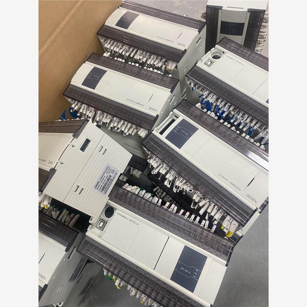 议价信捷是PLC XD3-60T-E 功能包好，成色漂亮，质保一