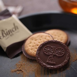 宾池韩国进口饼干巧克力代可可脂饼干 乐天LOTTE宾驰Binch夹心饼