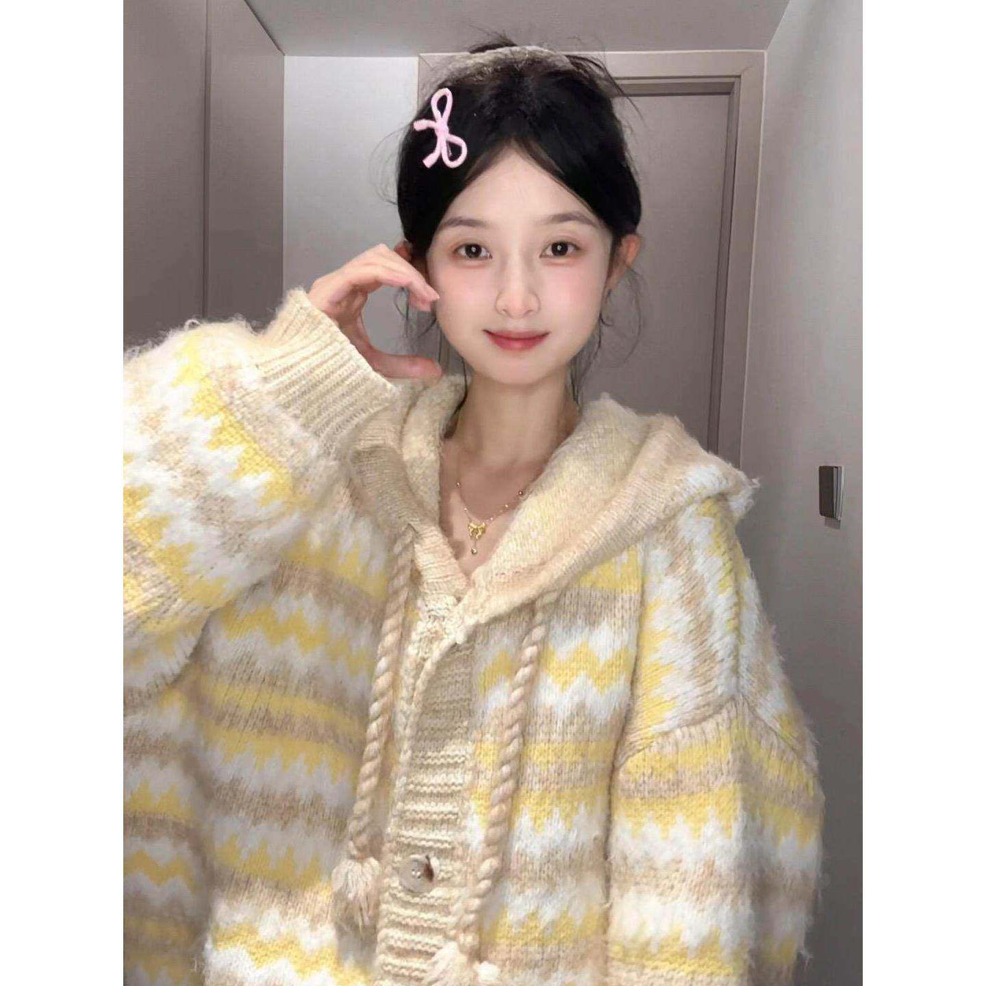 黄色拼色连帽毛衣外套女2025新款秋冬加厚宽松慵懒风针织开衫上衣