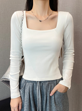 白色复古方领长袖t恤女春秋低领齐腰显瘦打底衫内搭紧身u领上衣潮