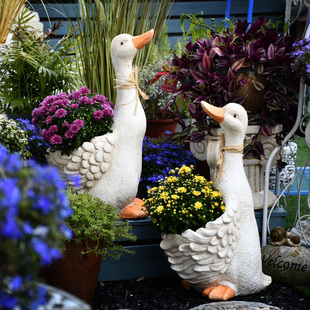 饰品网红创意 庭院花园阳台户外卡通动物花盆可爱鸭子摆件幼儿园装